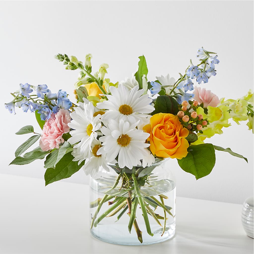 Sun Salutation Bouquet – Park Merced Florist, Corona CA