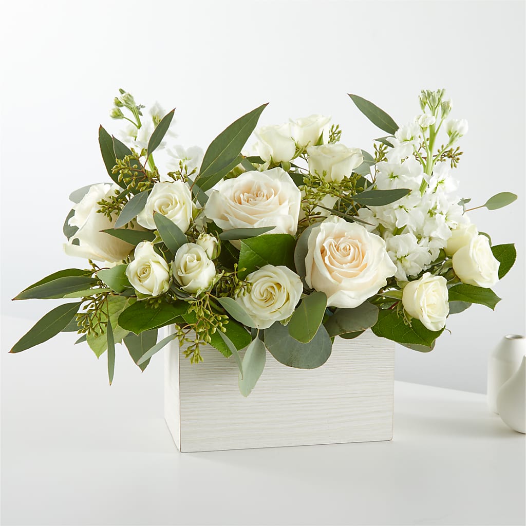 Fresh Linen Box Bouquet – Park Merced Florist, Corona CA