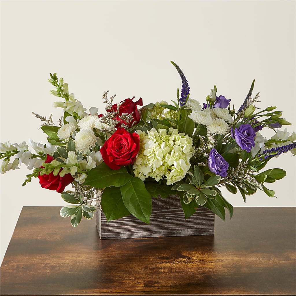 Sweet Magnolia Bouquet – Park Merced Florist, Corona CA