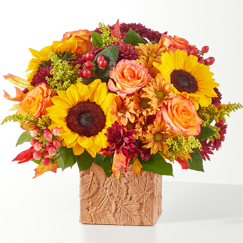 The Outdoors Bouquet – Park Merced Florist, Corona CA