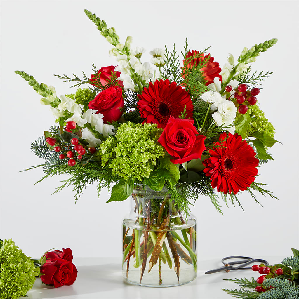 Merry Moment Bouquet – A Florist Original – Park Merced Florist, Corona CA