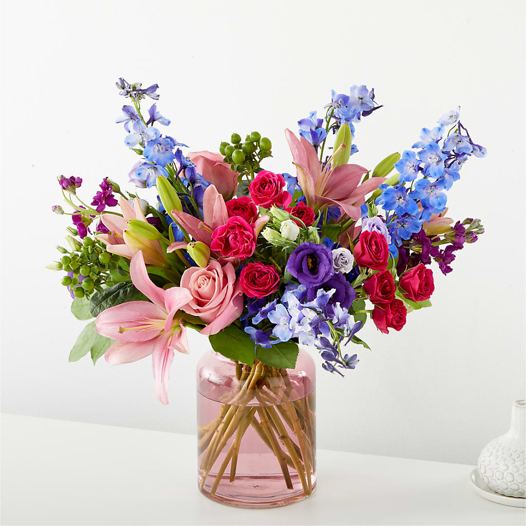 Breezy Meadows Bouquet – Park Merced Florist, Corona CA