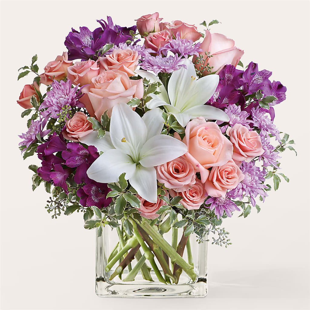 Mani Pedi Bouquet – Park Merced Florist, Corona CA