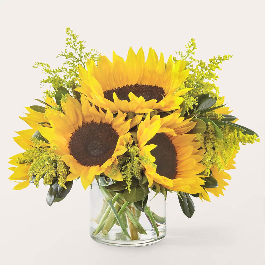 Beaming Sunflower Bouquet – Park Merced Florist, Corona CA