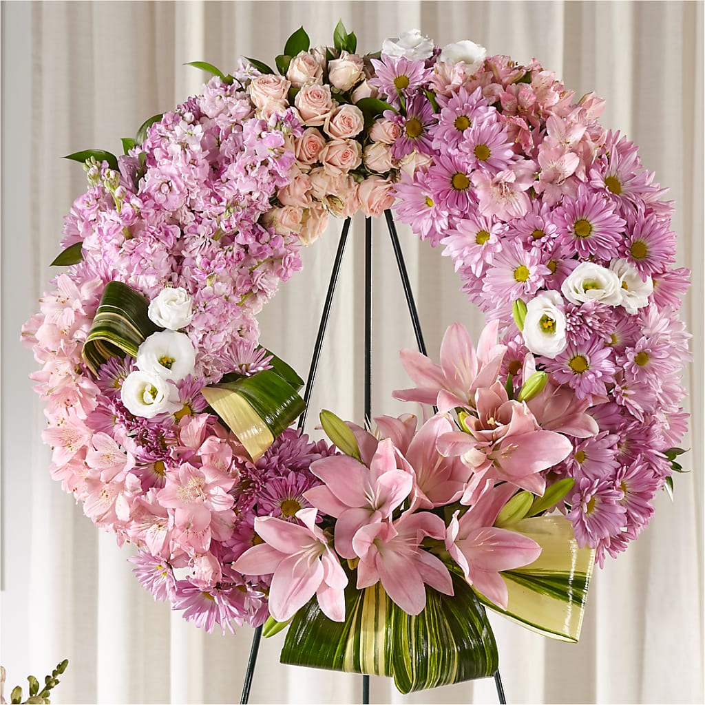 Gift of Warmth Wreath – Park Merced Florist, Corona CA