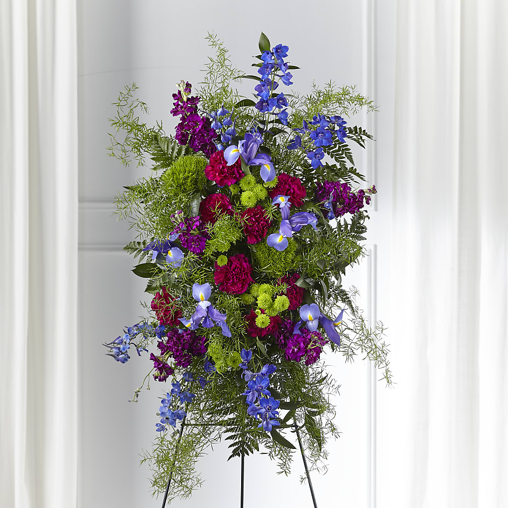 Heavenly Skies Standing Spray – Park Merced Florist, Corona CA