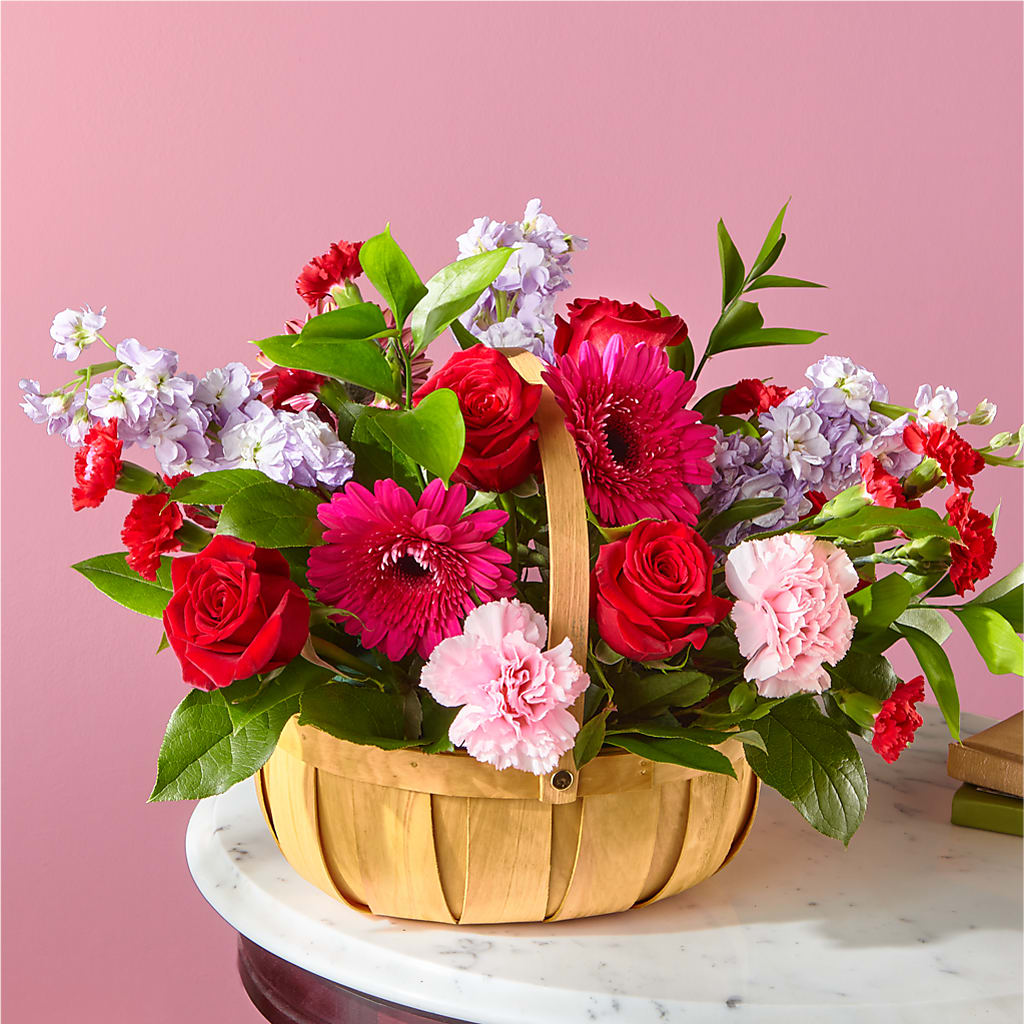 Pink Picnic Basket – Park Merced Florist, Corona CA