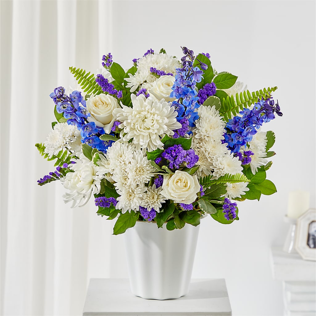 Hold Dear Tabletop Basket – Park Merced Florist, Corona CA