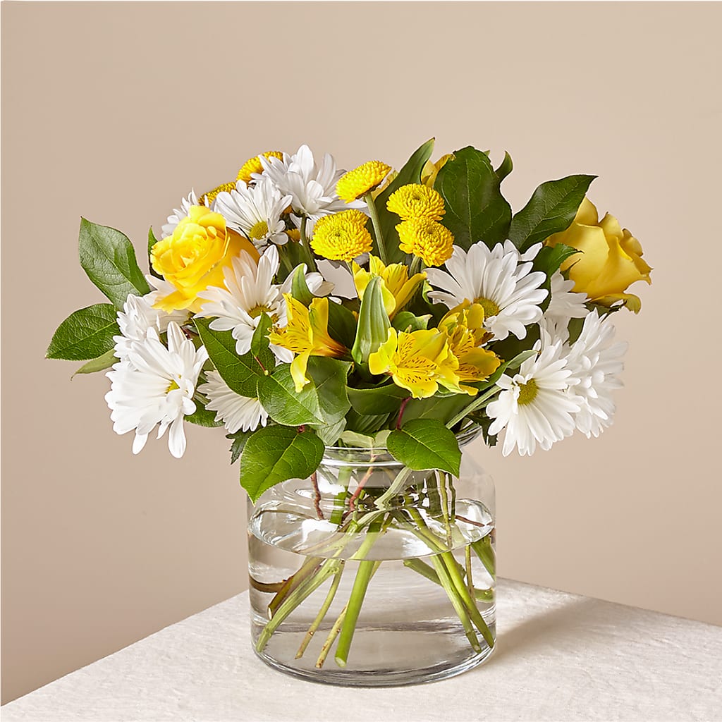 Sunny Sentiments Bouquet – Park Merced Florist, Corona CA
