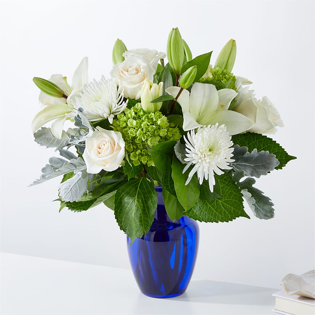 Snowy Dreams Bouquet – Park Merced Florist, Corona CA