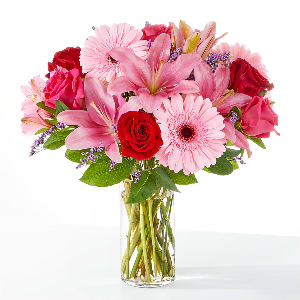 Lots of Love Bouquet – Park Merced Florist, Corona CA