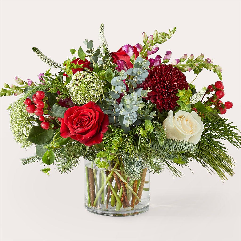 Cranberry Fizz Bouquet – Park Merced Florist, Corona CA