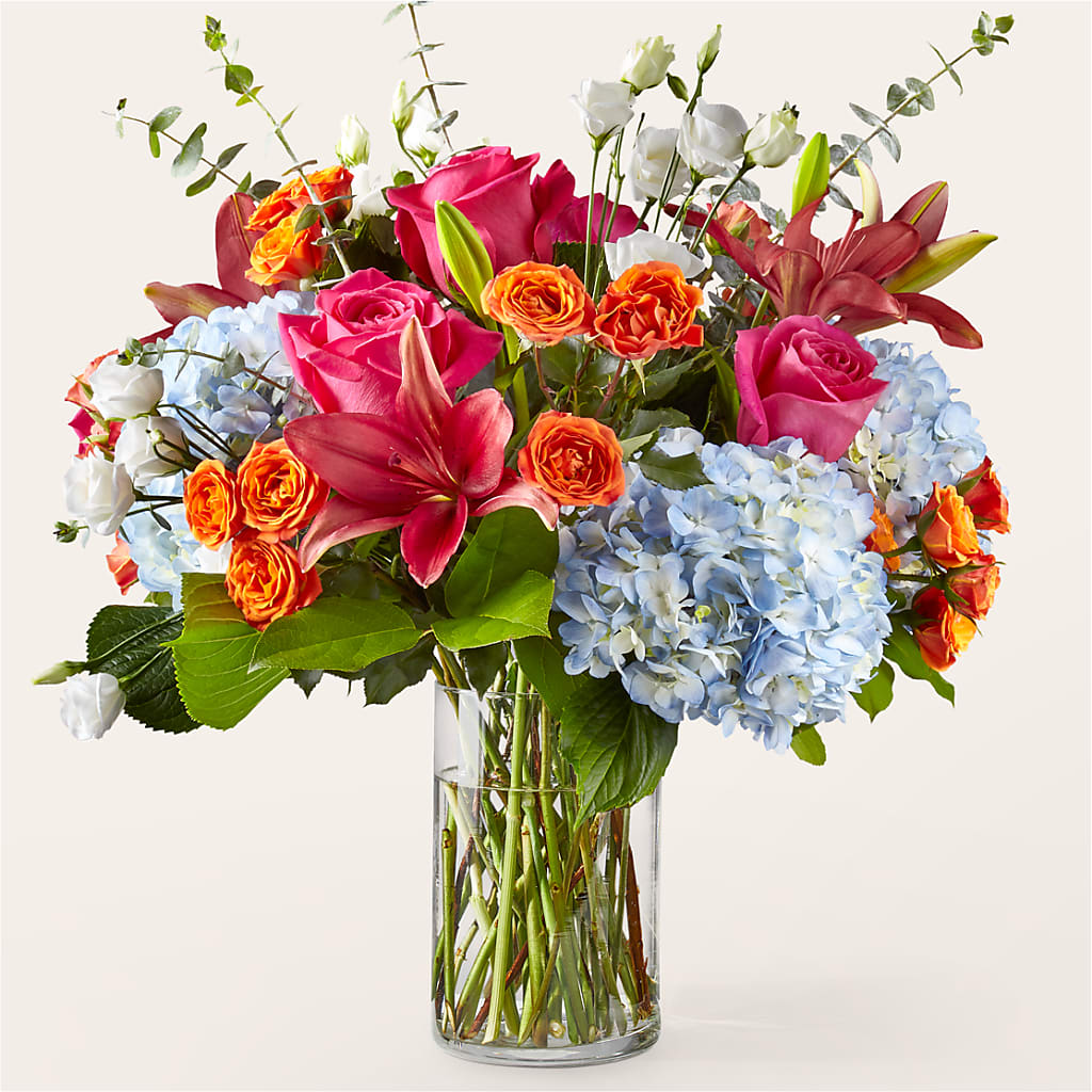 Awestruck Luxury Bouquet – Park Merced Florist, Corona CA