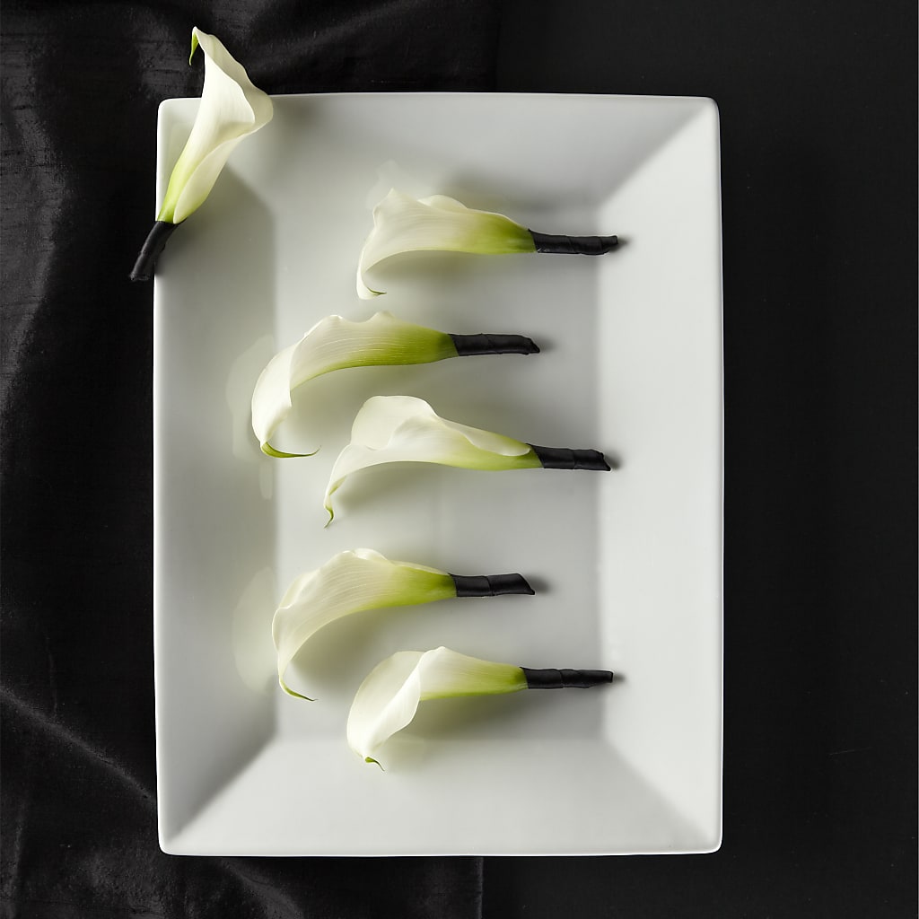 Calla Lily Promise Boutonniere – Park Merced Florist, Corona CA