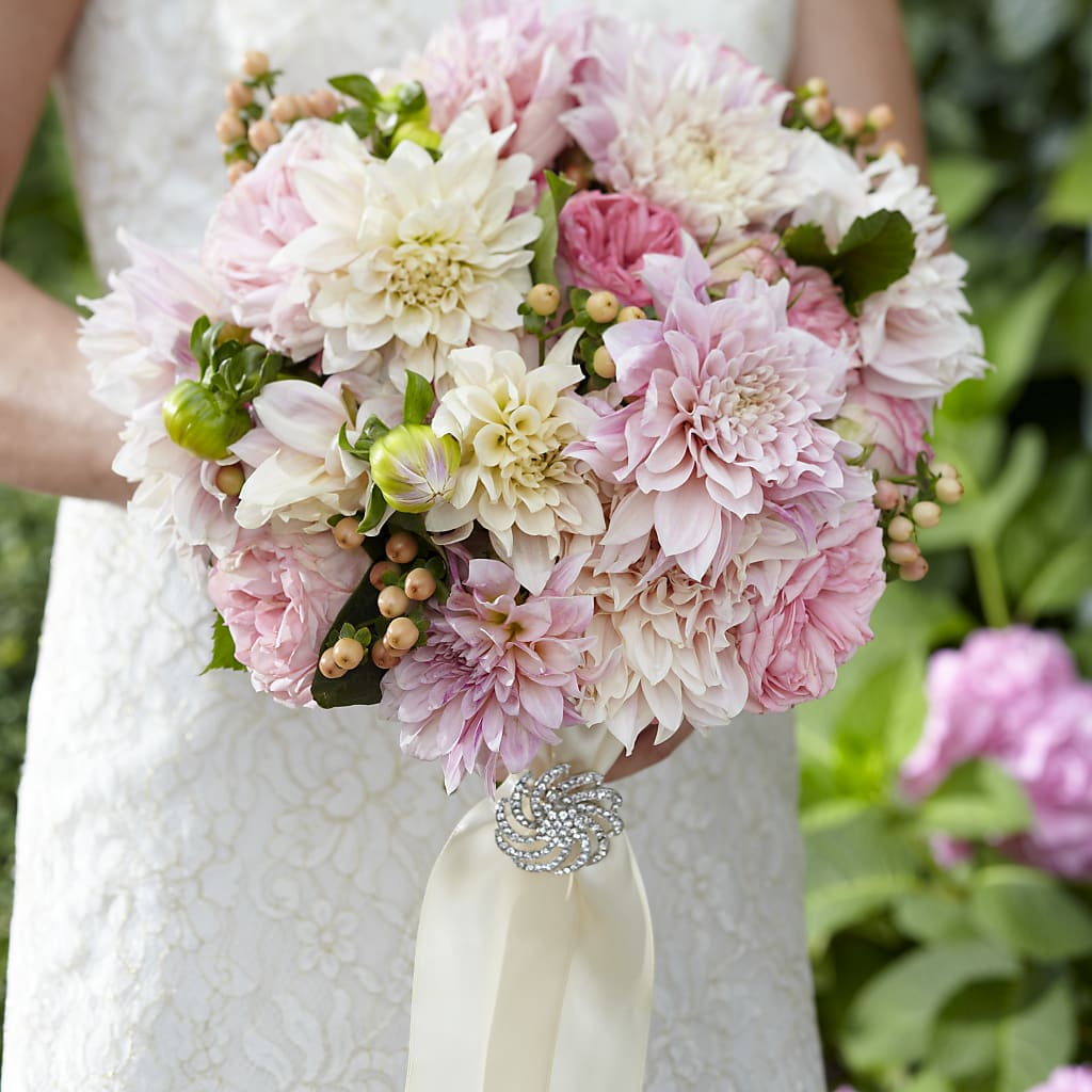 Heart's Promise Bouquet – Park Merced Florist, Corona CA
