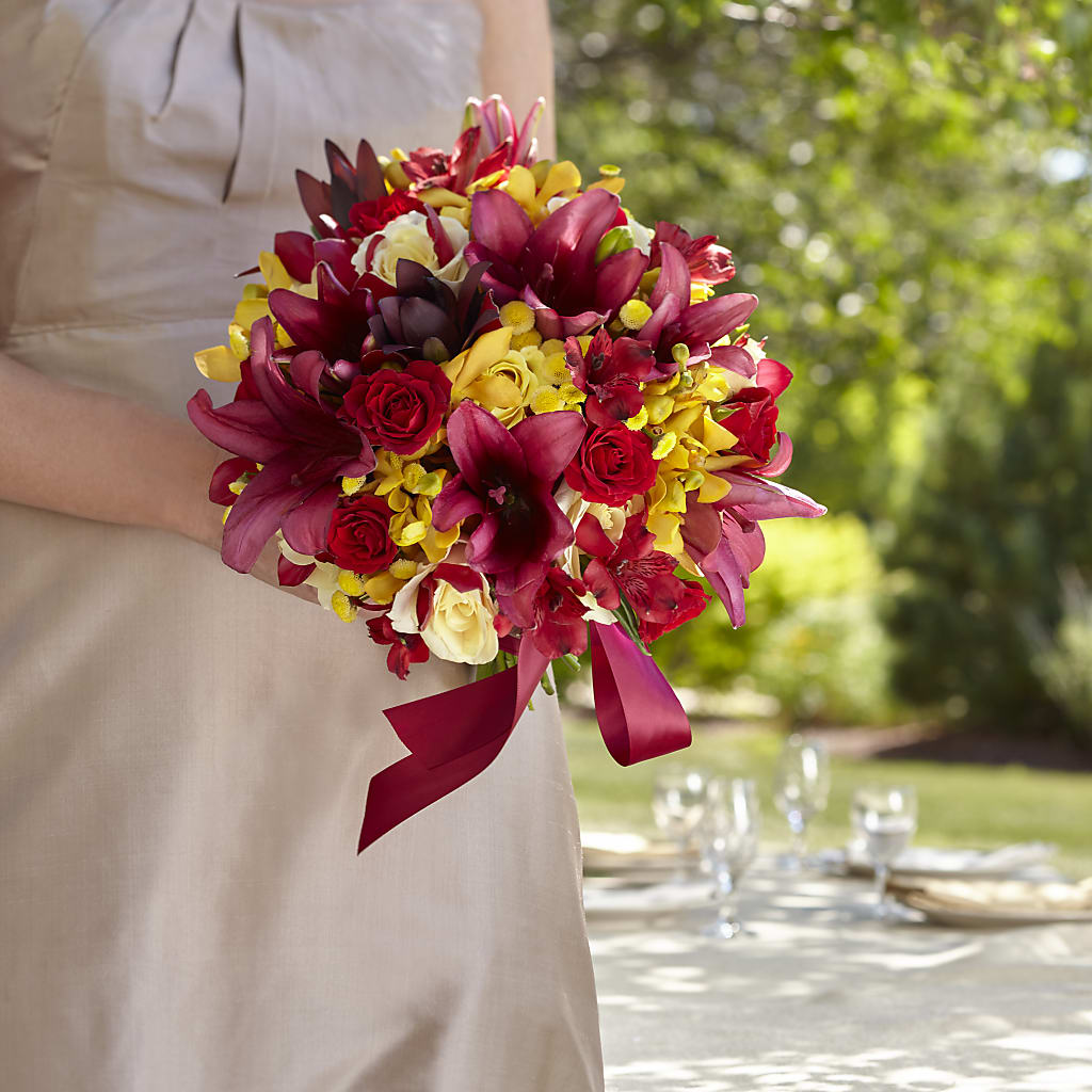 Sunningdale Bouquet – Park Merced Florist, Corona CA
