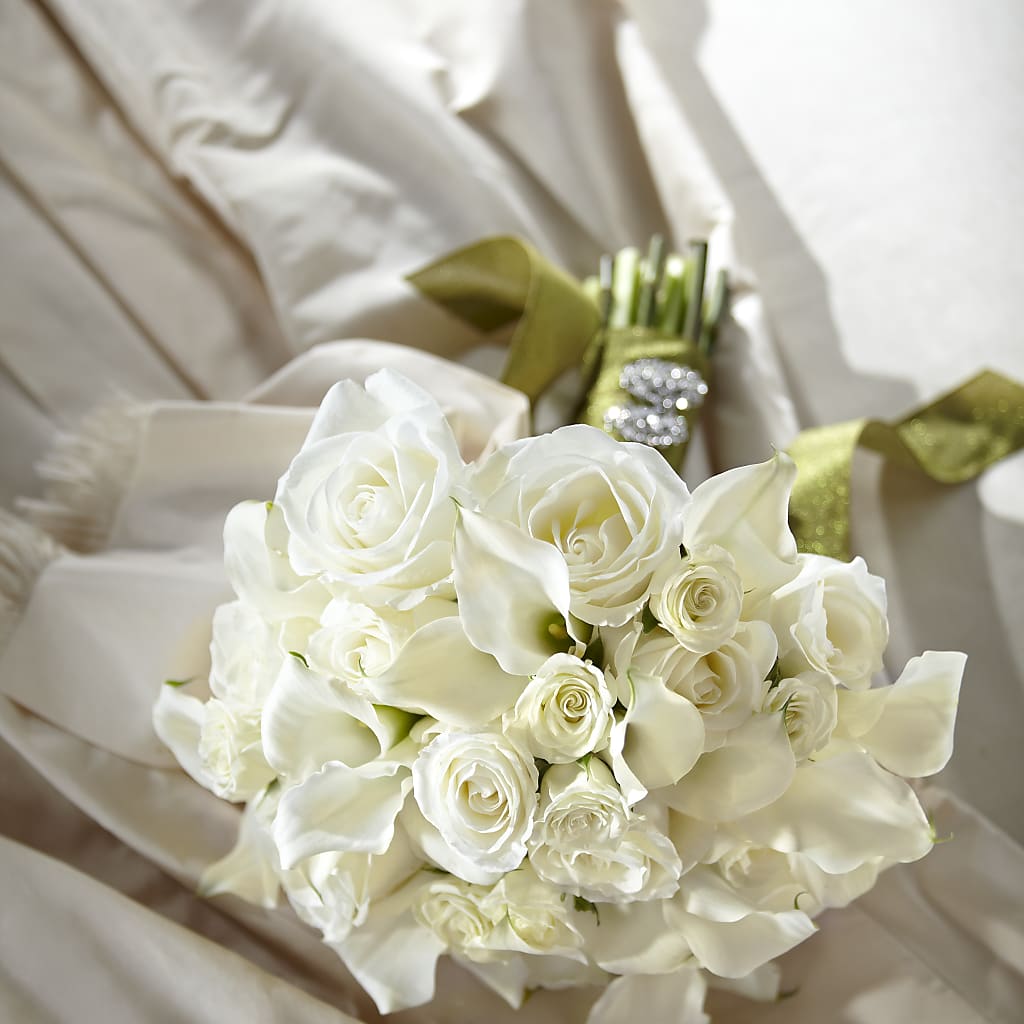 Serene Highness Bouquet – Park Merced Florist, Corona CA