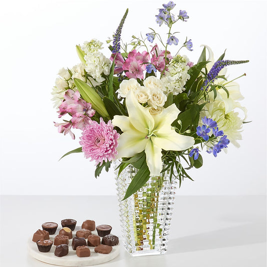Winter Celebration Bouquet –  Park Merced Florist, Corona CA