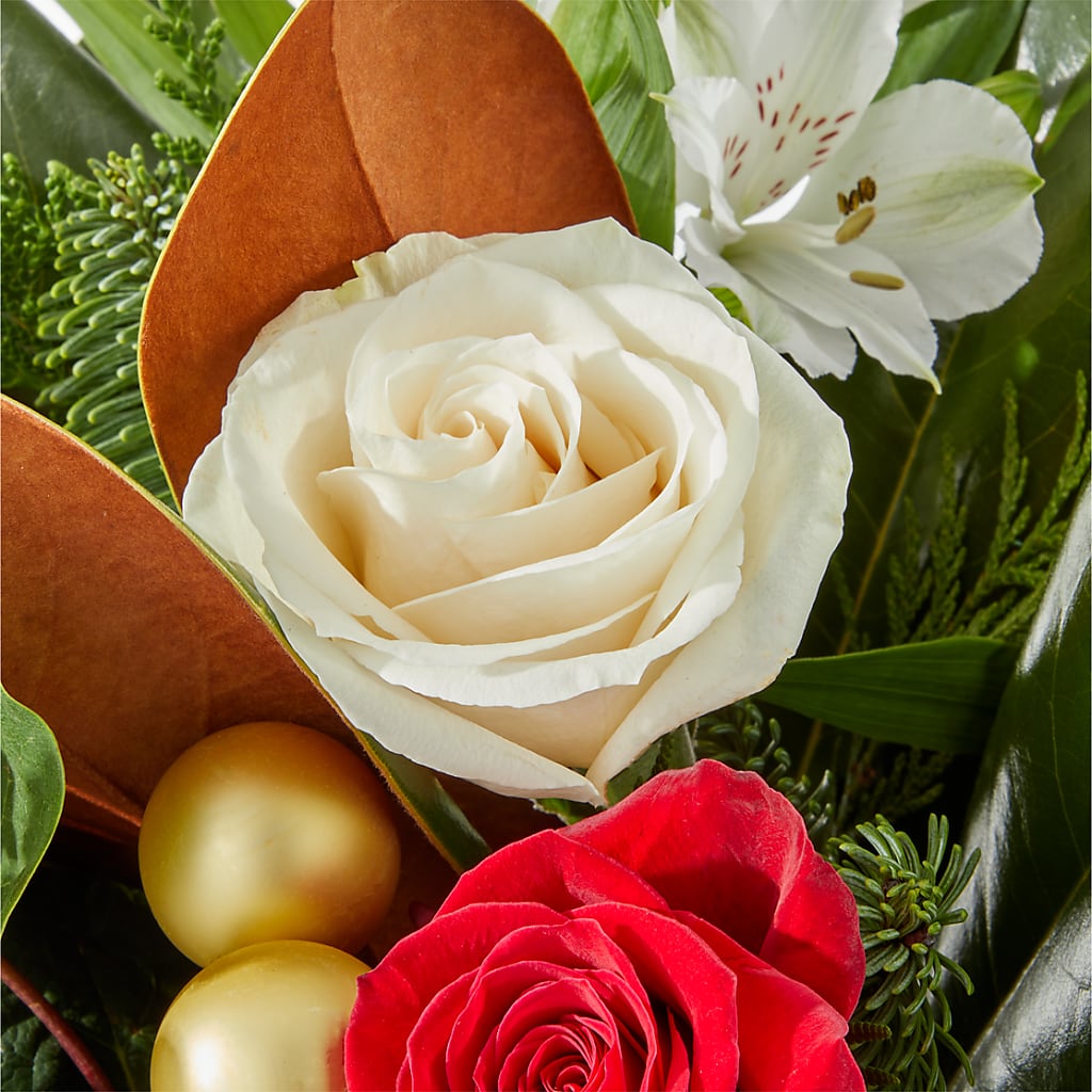 Joy & Jolly Bouquet –  Park Merced Florist, Corona CA