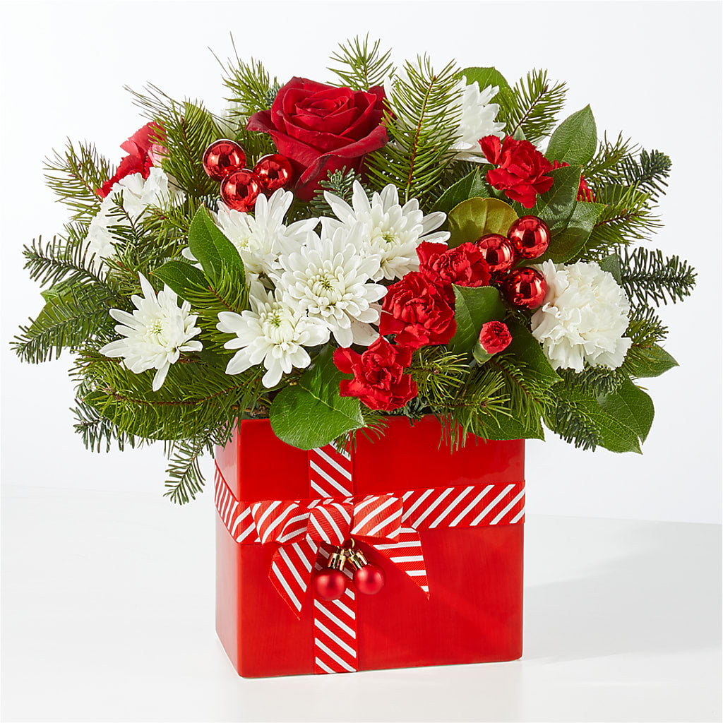 Presents Under the Tree Bouquet –  Park Merced Florist, Corona CA