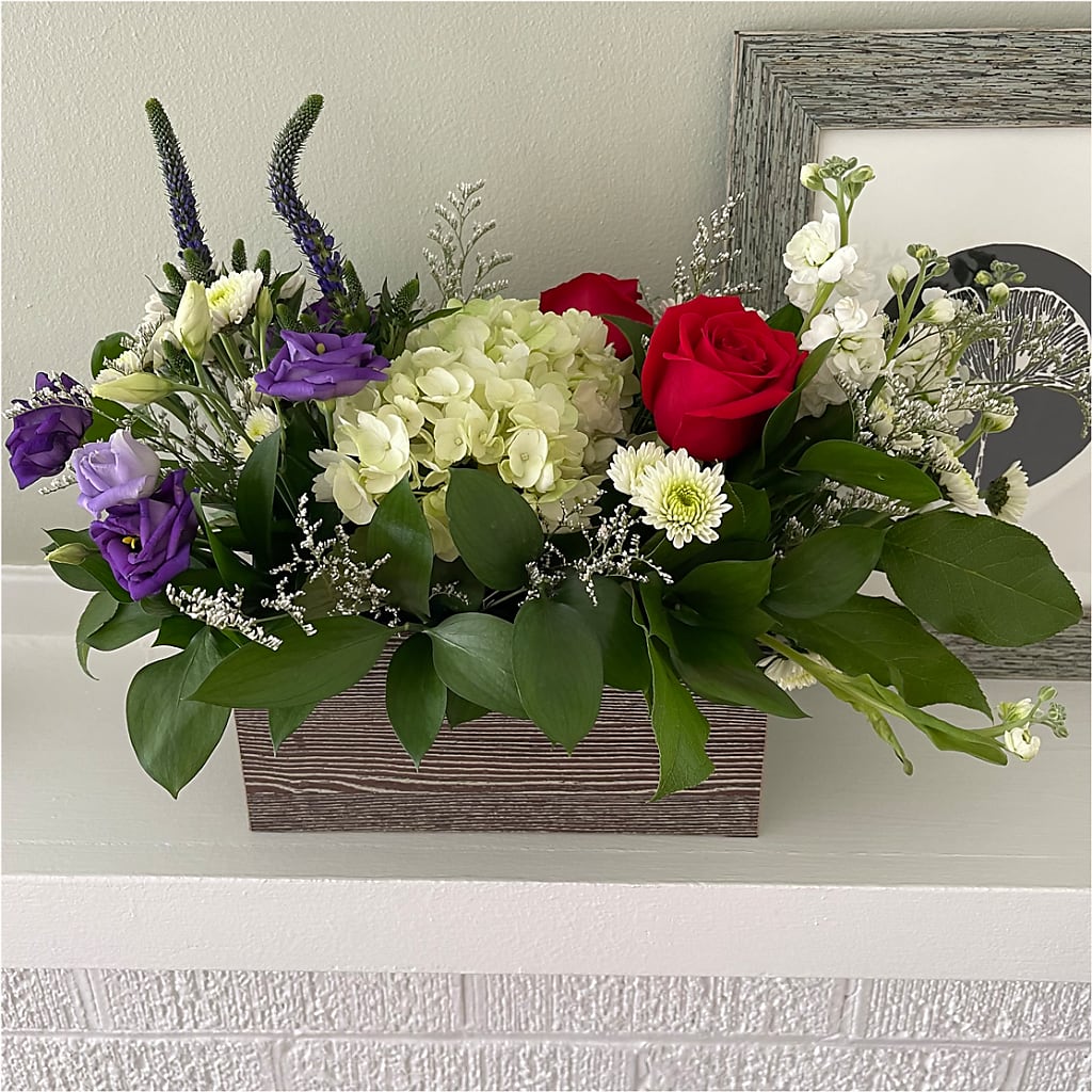 Sweet Magnolia Bouquet –  Park Merced Florist, Corona CA