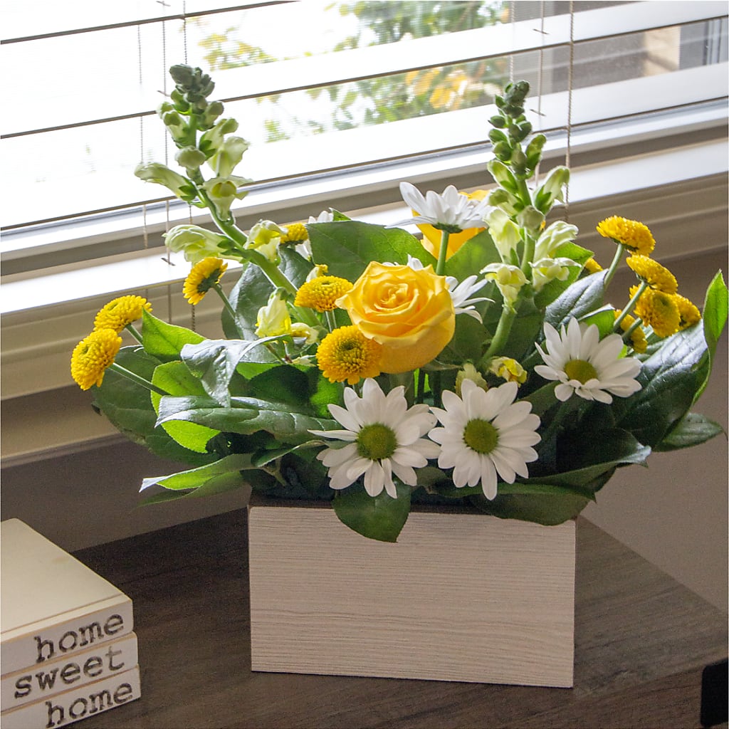 Sun Salutation Box Bouquet –  Park Merced Florist, Corona CA