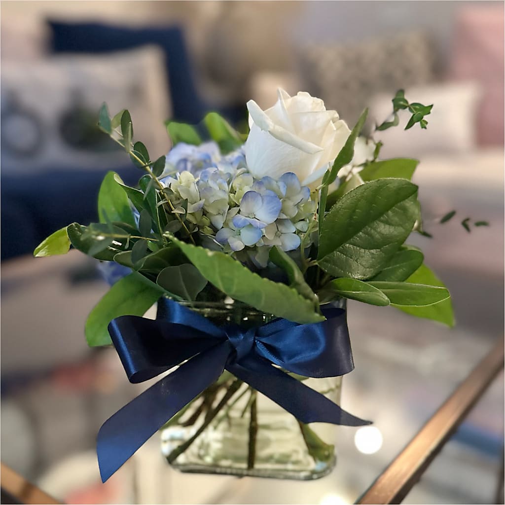 Sky Blue Delight Bouquet –  Park Merced Florist, Corona CA