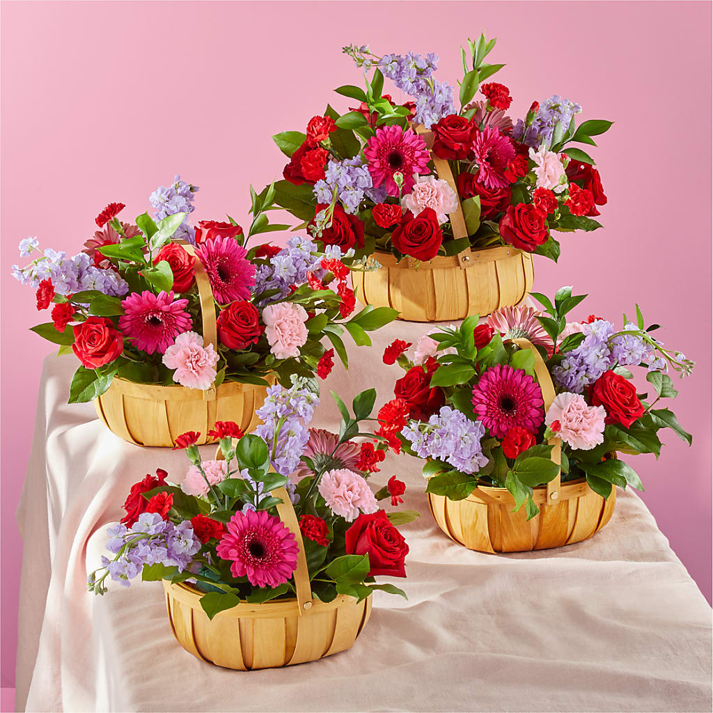 Pink Picnic Basket –  Park Merced Florist, Corona CA