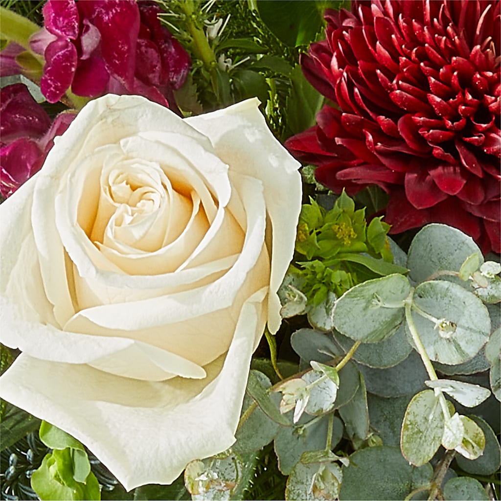 Cranberry Fizz Bouquet –  Park Merced Florist, Corona CA