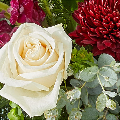 Cranberry Fizz Bouquet –  Park Merced Florist, Corona CA