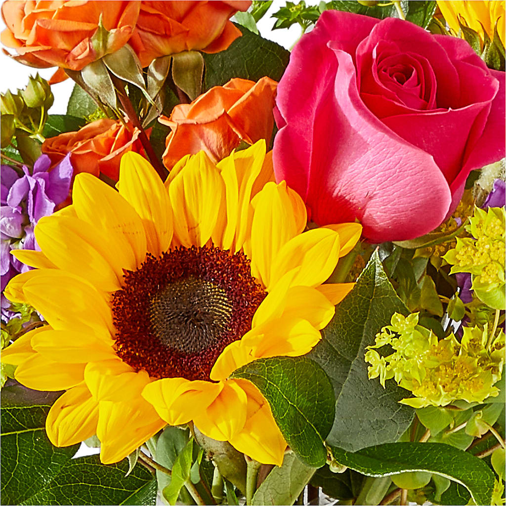 Vibrant Greetings Bouquet –  Park Merced Florist, Corona CA