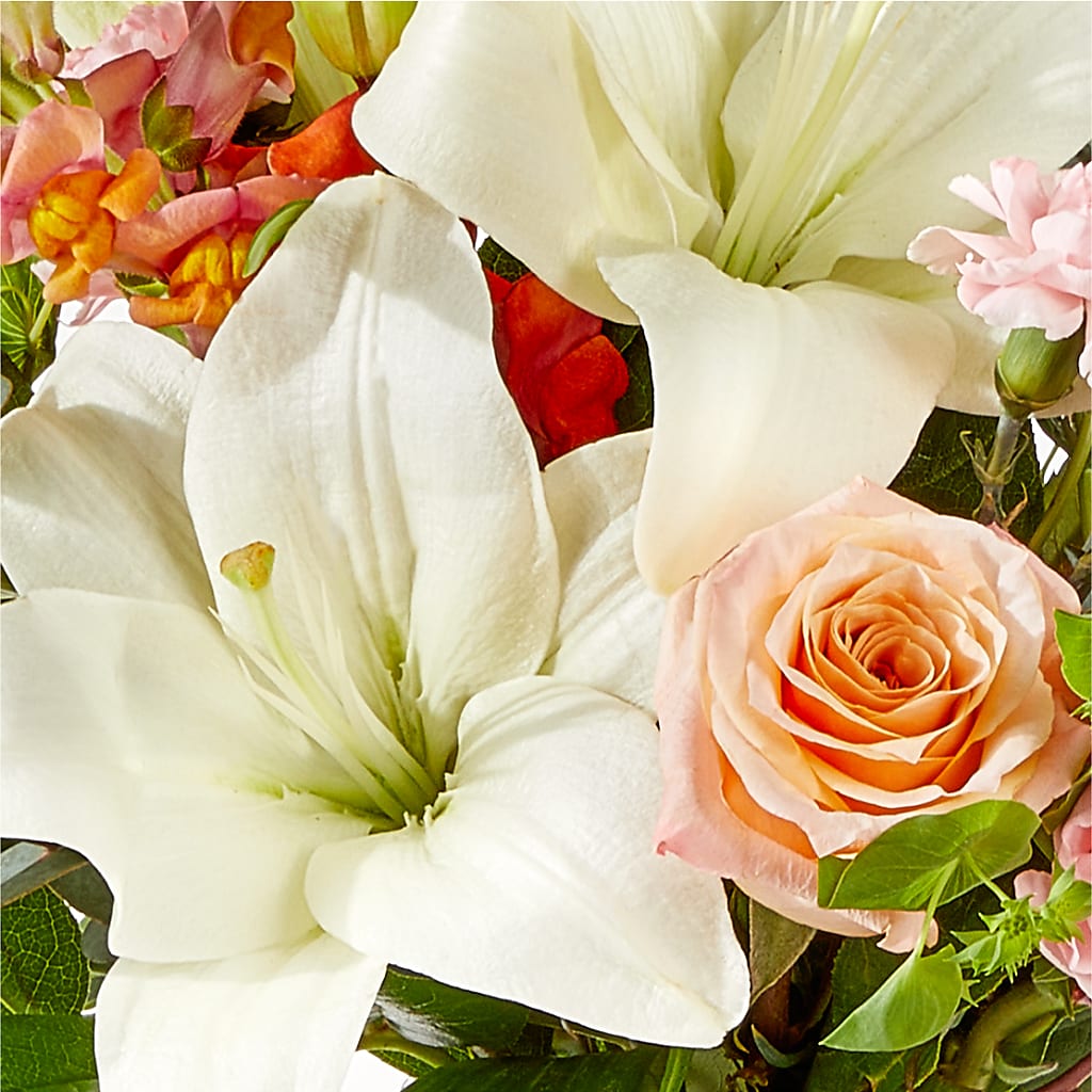 Grapefruit Splash Bouquet –  Park Merced Florist, Corona CA