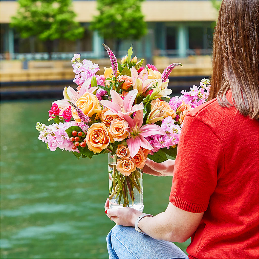 Bisous Bouquet –  Park Merced Florist, Corona CA
